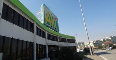AKI reabre loja do Porto