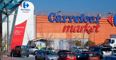 Carrefour reduz perdas com queda de 8