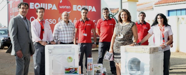 Worten apoia instituições com oferta de equipamentos