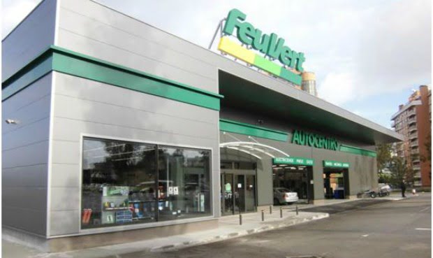 Galeria Comercial Continente Gaia Jardim abre unidade Feu Vert
