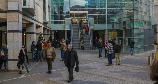 Fórum Viseu começa ano a renovar lojas