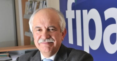 FIPA reconduz presidente