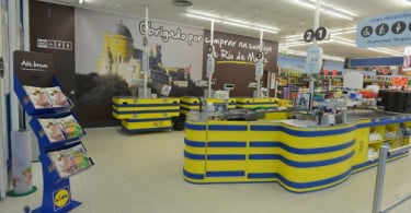 Lidl reabre lojas de Rio de Mouro e de Valença
