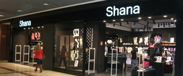 Shana abre loja no Parque Nascente