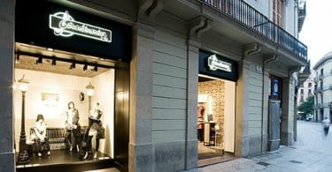 Inditex reformula lojas Stradivarius
