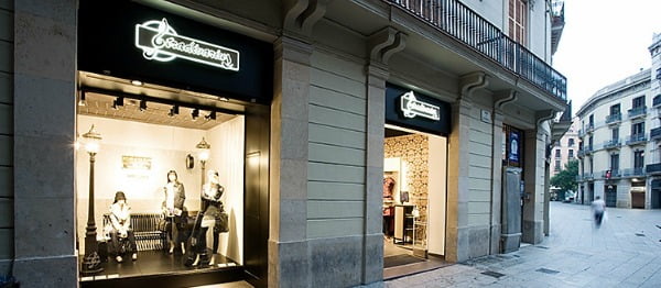 Inditex reformula lojas Stradivarius