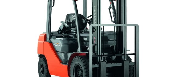 Empilhador Toyota Tonero com motor diesel otimizado
