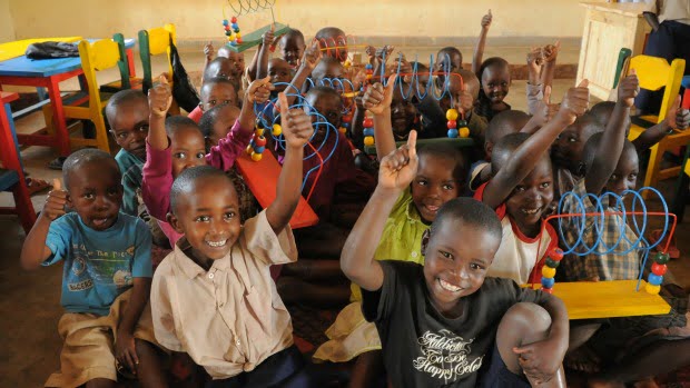 IKEA angaria 10 milhões para educação de crianças em África