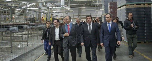 Unicer recebe visita oficial à nova fábrica