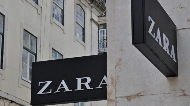As montras das lojas são quase sempre um dos primeiros contactos do consumidor, sendo por isso alvo de inovações, como o caso recente da Zara.