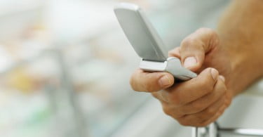 Pagamentos com telemóveis serão realidade em 2011