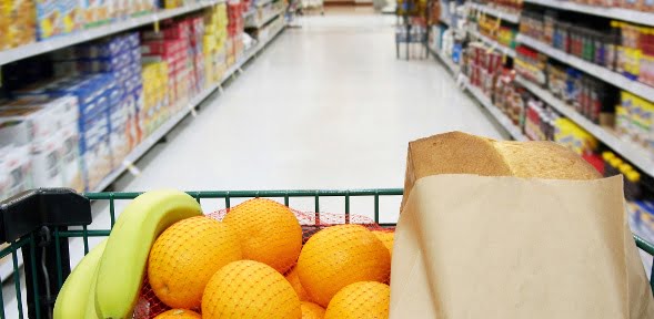 Confiança dos consumidores volta a cair