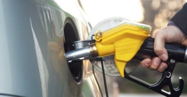 Hipers lideram vendas de combustível em 2012