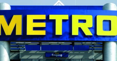 Grupo Metro revê em baixa a previsão de lucro para 2012