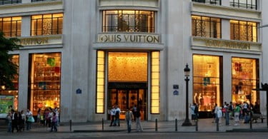 Retalho de luxo em alta em Paris