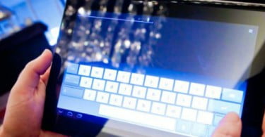 Sony baixa preço da tablet S devido a concorrência da Apple