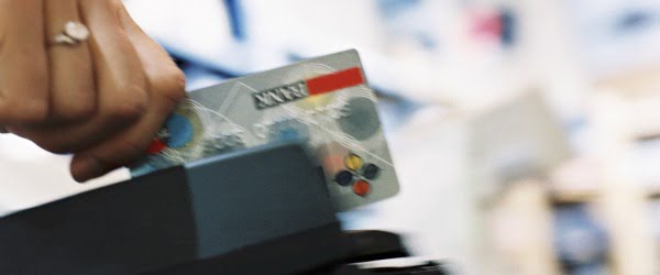 Compras de baixo valor podem vir a ser pagas com novo cartão sem PIN