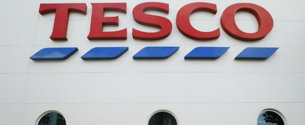 Tesco investe na renovação de lojas do Reino Unido