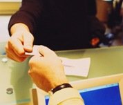 Cartões de fidelidade permitem melhor conhecimento dos clientes que reclamações ou devoluções