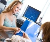 Transac&ccedil;ões com cart&atilde;o Visa cresceram 14% no primeiro semestre