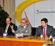 Jer&oacute;nimo Martins com lucro recorde em 2009