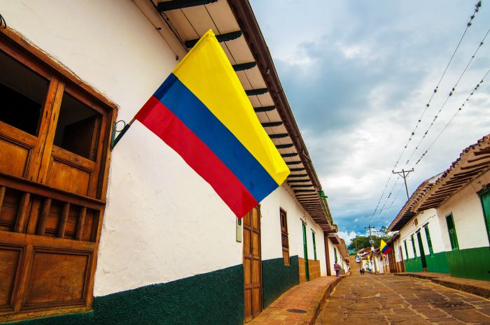 Colômbia rua bandeira