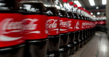 Coca-Cola investe 180 M€ para criar embalagens sustentáveis