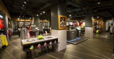 Nike running store