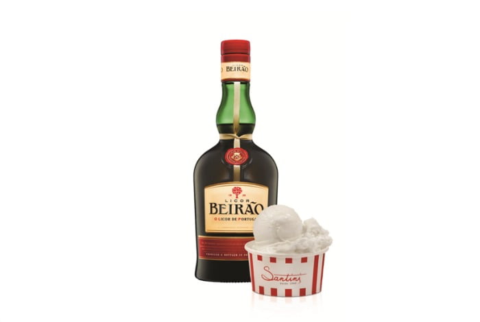 gelado Santini com sabor a Licor Beirão