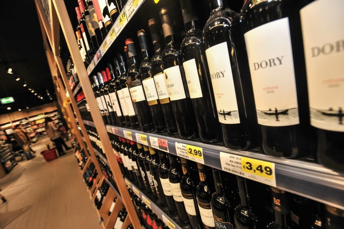lineares com vinhos Continente