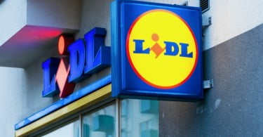Lidl sinal à porta da loja