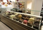 Pralines Leonidas loja