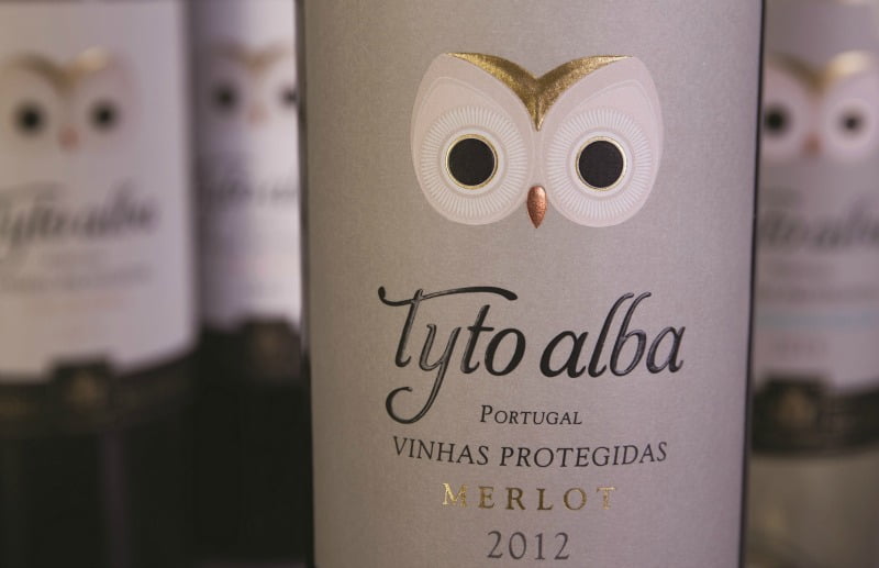 garrafa vinho Tyto Alba