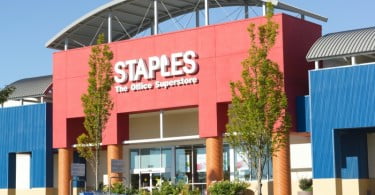 Staples fachada de loja