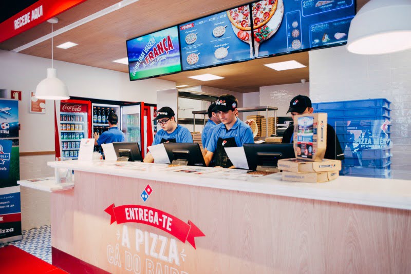 Dominos Pizza Distribuição Hoje