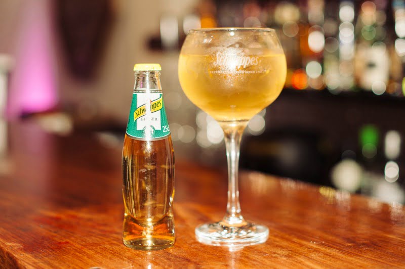 Schweppes whisky ginger ale Distribuição Hoje
