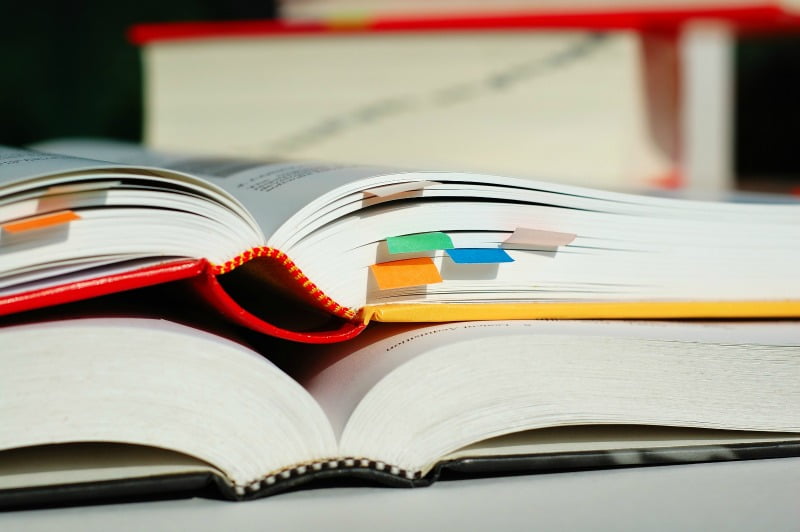 livros escolares