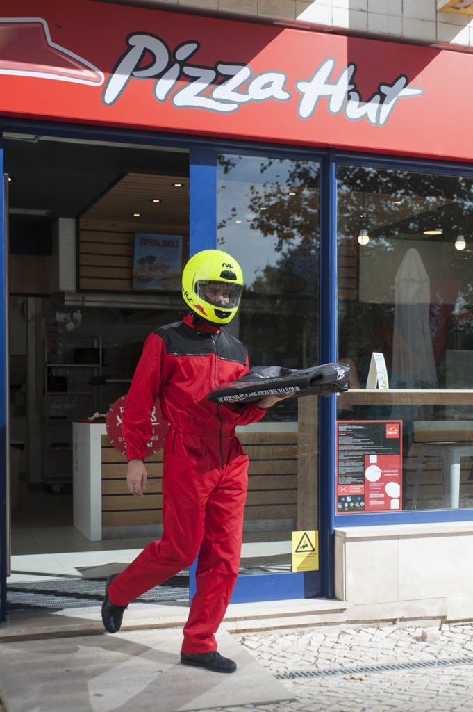 Pizza Hut_Capacete46