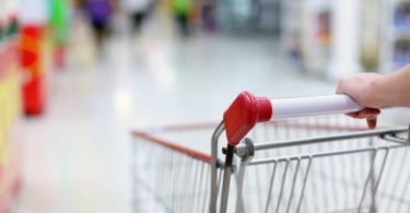 49% dos portugueses consideram que têm menos poder de compra do que em 2016
