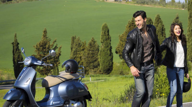 Vespa e Clarins Dia dos Namorados Distribuição Hoje