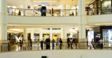 Consumidores do centro do país gastam mais em compras de Natal