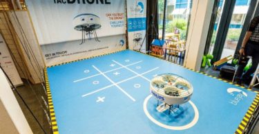 Drone para interiores Philips e BlueJay Distribuição Hoje