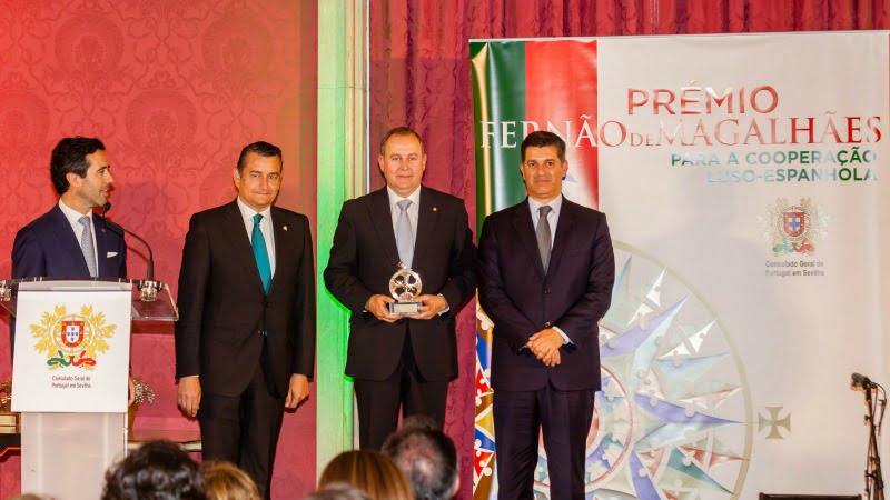 Luís Osuna Coviran premio Fernão de Magalhães Distribuição Hoje
