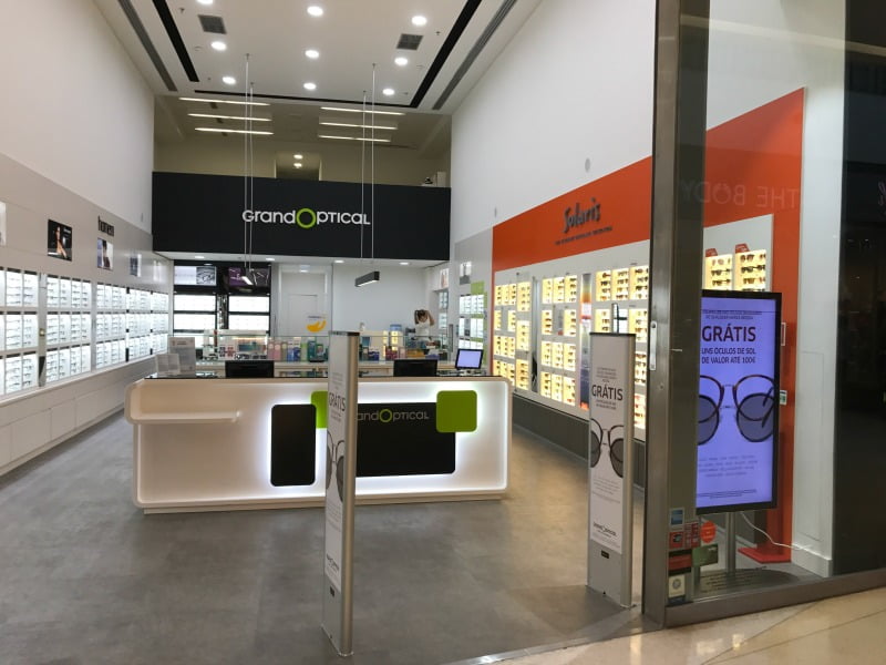 GrandOptical reabre loja do MarShopping