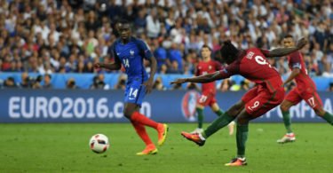 O Golo de Eder frente à França Portugal Campeão da Europa