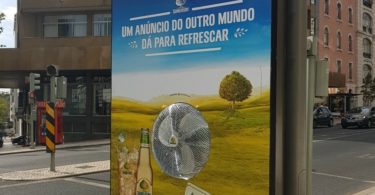 Somersby cria mupis com ventoinha para surpreender os lisboetas