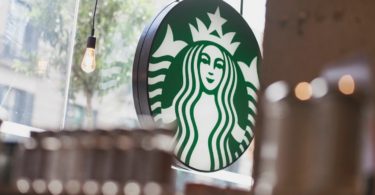 Starbucks abre ‘flagship’ na Invicta