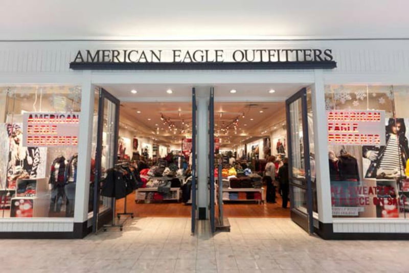 American Eagle abre loja onde se pode lavar a roupa