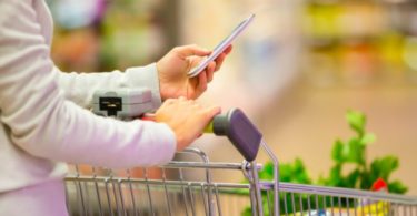 97% dos portugueses comparam preços antes de comprar