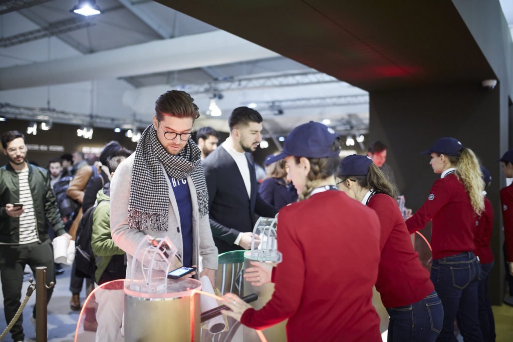 PITTI IMMAGINE UOMO 93_ THE TRADESHOW - 011